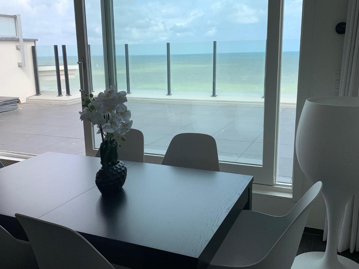 Ultra-Luxury Penthouse With A Generous Terrace And Breathtaking Sea View T71 Apartment Oostende Bagian luar foto