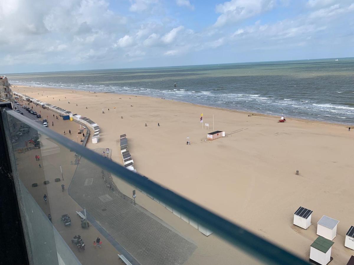 Ultra-Luxury Penthouse With A Generous Terrace And Breathtaking Sea View T71 Apartment Oostende Bagian luar foto